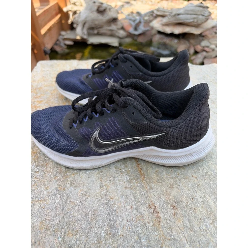 Nike Downshifter 11 Womens Running Shoes Black Purple CW3413-001 Size 8.5